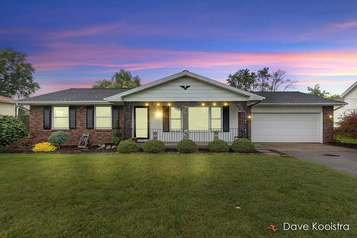 Kentwood, MI 49548,725 52nd SE Street