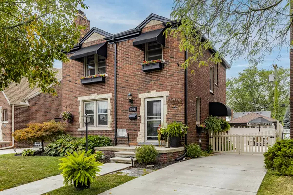 Wyandotte, MI 48192,1864 18th Street