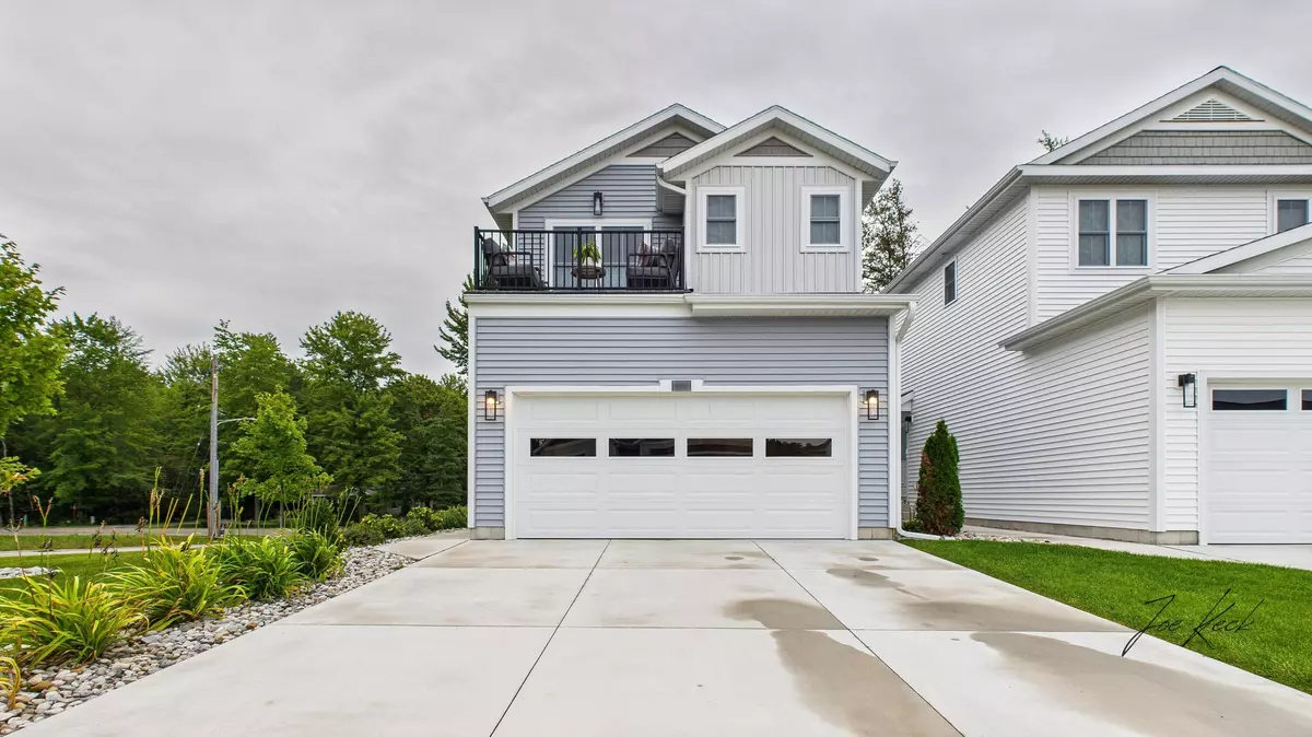 Norton Shores, MI 49456,7230 Atwater Drive