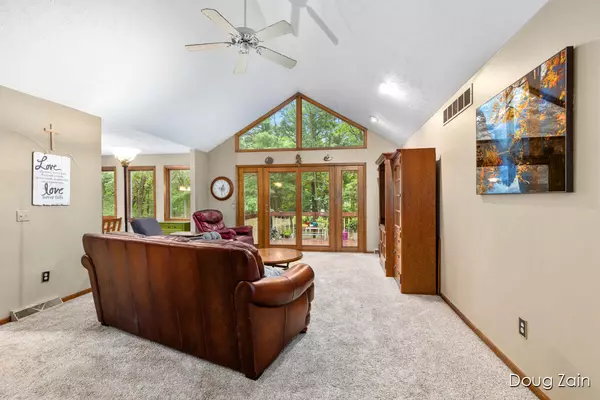 Cedar Springs, MI 49319,12710 Wabasis NE Avenue