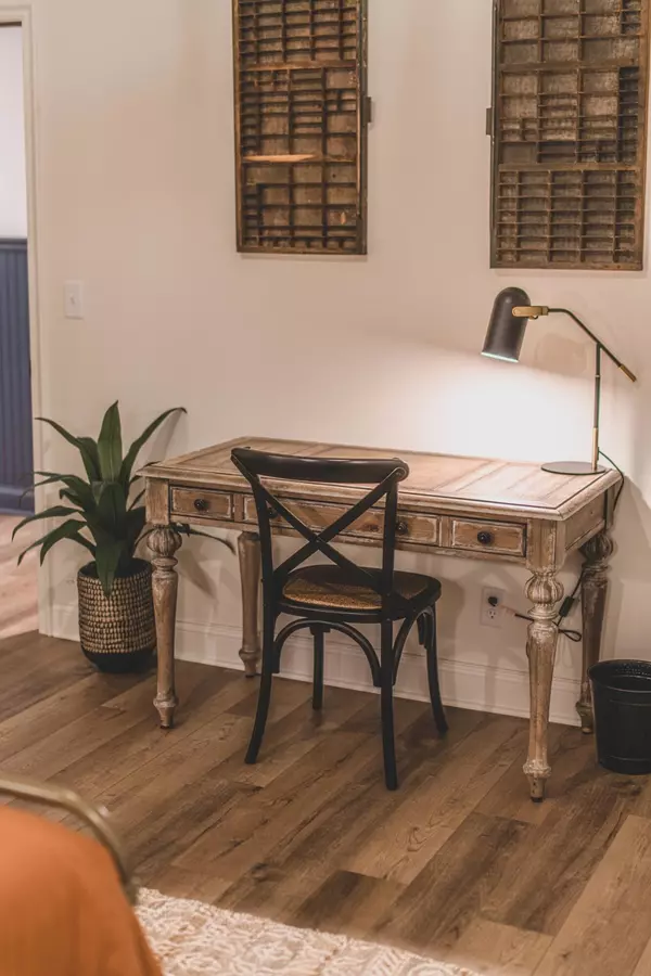 Dowagiac, MI 49047,143 S Front Street