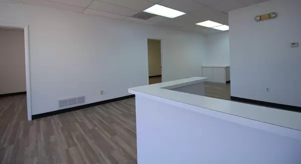 Southgate, MI 48195,13230 Trenton Rd Road