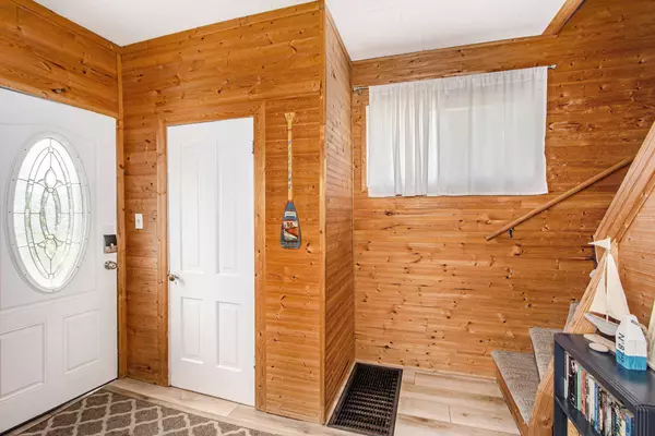 Manistee, MI 49660,292 6th Avenue