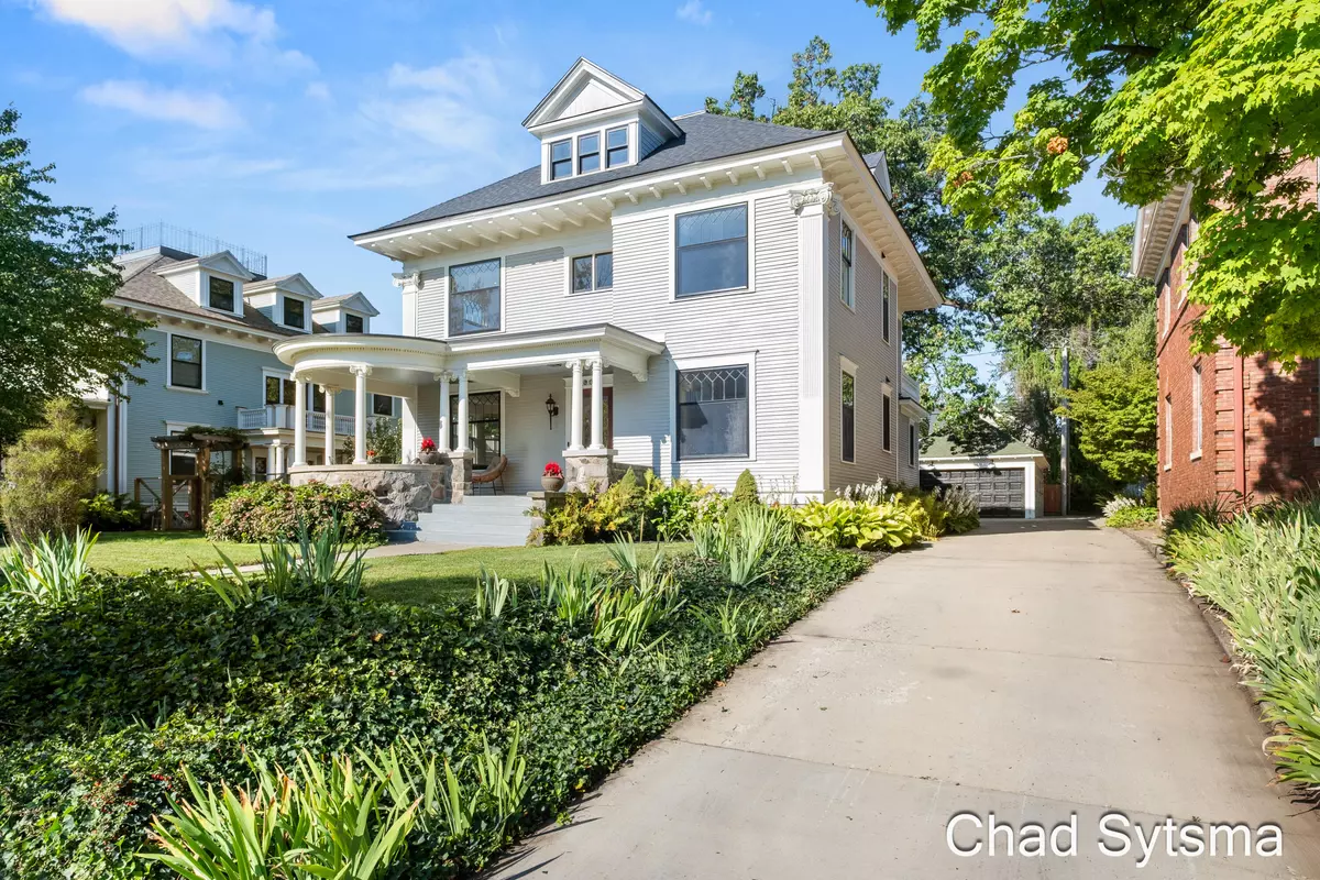 Grand Rapids, MI 49503,643 Madison SE Avenue