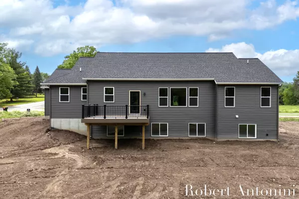 Caledonia, MI 49316,6691 Egan SE Avenue