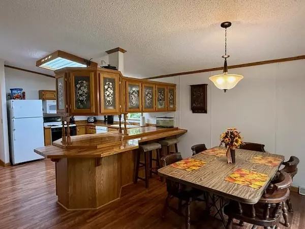 Allegan, MI 49010,124 Glenn Street