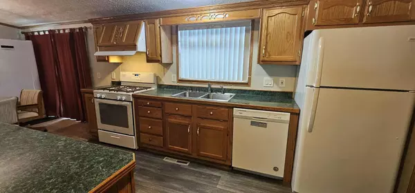Grand Haven, MI 49417,14487 Magnolia Drive