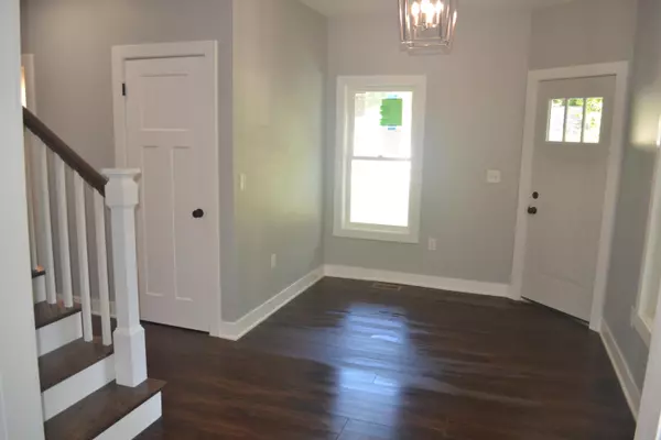 Kalamazoo, MI 49048,5581 E Main Street