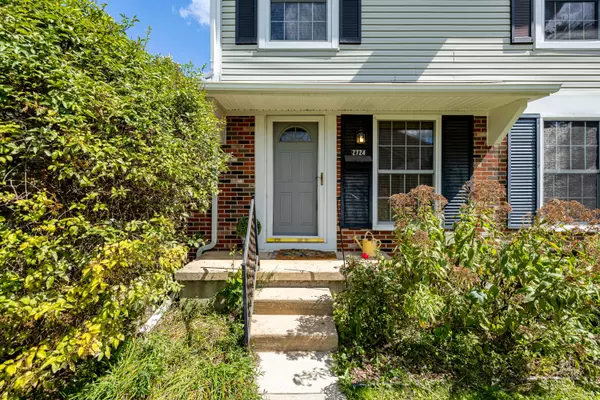 Ann Arbor, MI 48104,2724 Glenbridge Court