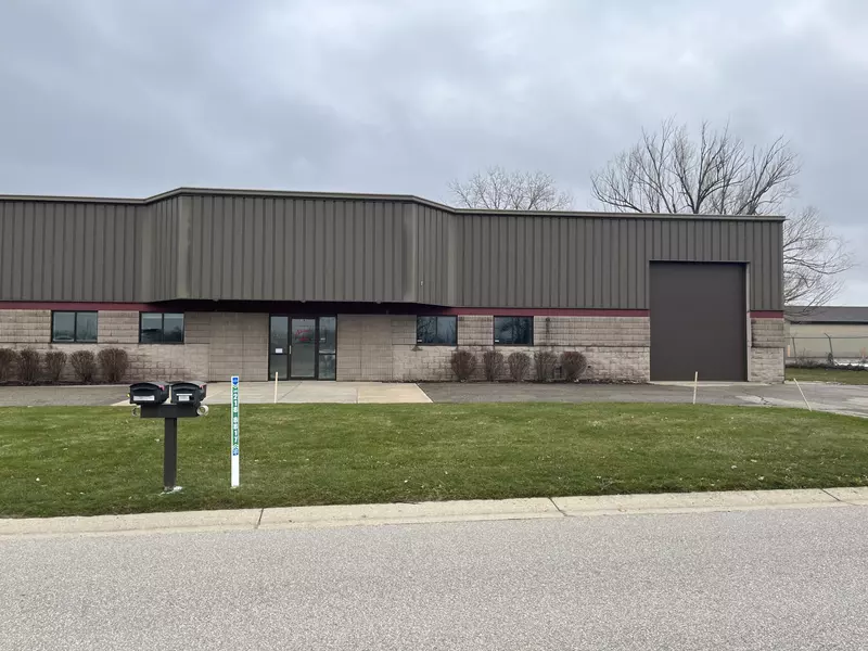 38 Veterans Drive #10, Holland, MI 49423