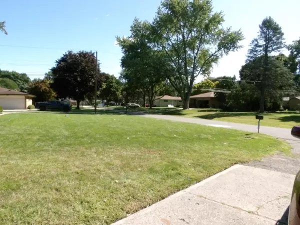 Clinton Twp, MI 48036,18633 Omega Street