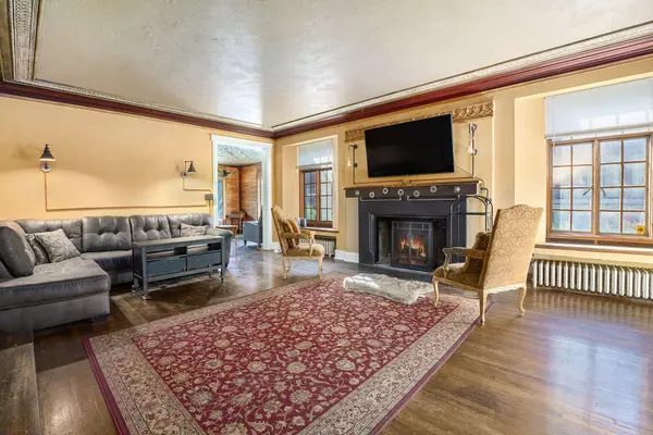 Detroit, MI 48221,19190 Parkside Street