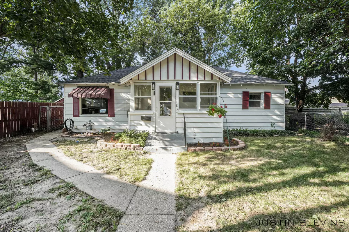 Grand Rapids, MI 49505,483 Kenwood NE Street