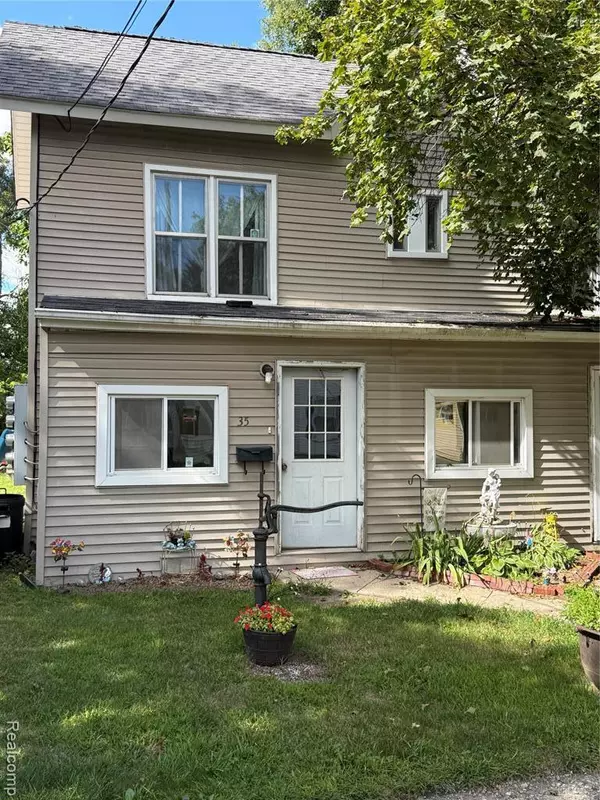 Oxford, MI 48371,35 East Street