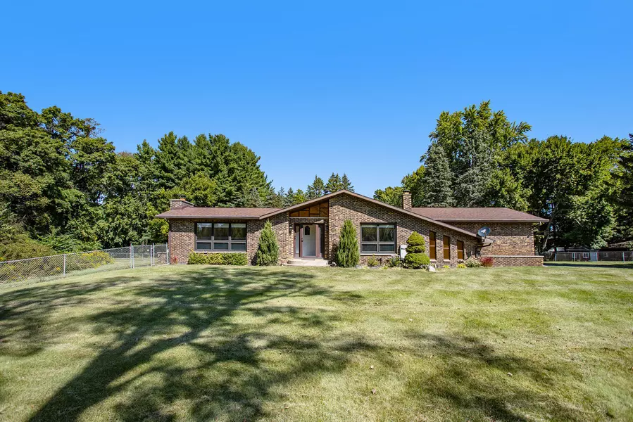 8005 Division Drive, Battle Creek, MI 49014