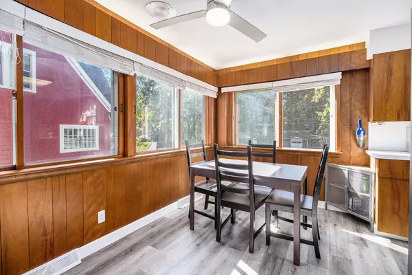 Kalamazoo, MI 49008,2522 Kensington Drive