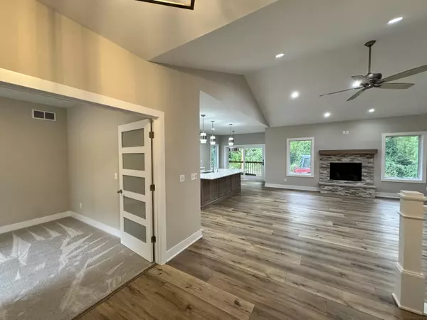 Howell, MI 48843,5570 Golf Club Road