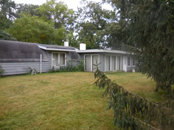 Augusta, MI 49012,8797 E Gull Lake Drive