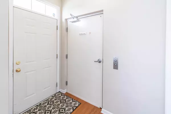 Troy, MI 48084,1399 Raliegh Place