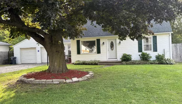 3101 Sunnycrest Drive, Kalamazoo, MI 49048