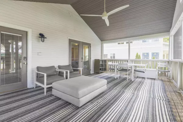 Saugatuck, MI 49453,728 Lake Street