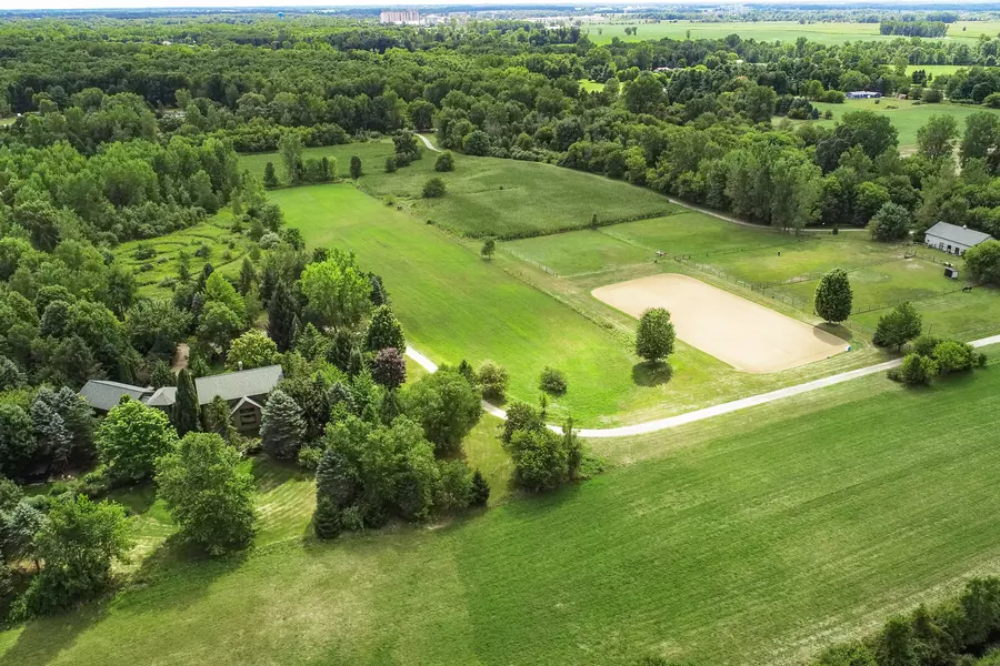 4641 E Allen Road, Webberville, MI 48892
