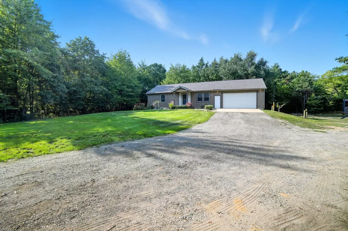 West Olive, MI 49460,15899 Fillmore Street