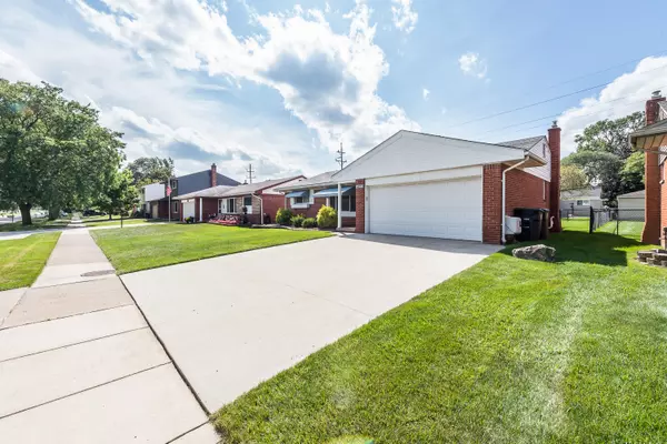 Livonia, MI 48154,14677 Newburgh Road