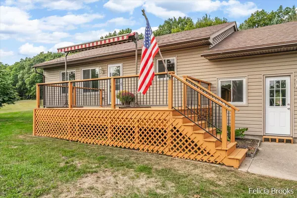 Alto, MI 49302,8119 Sunset Lane