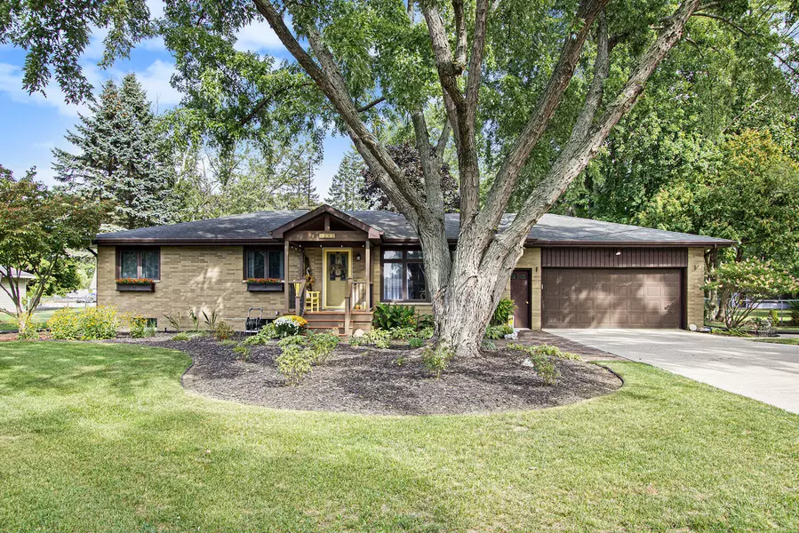 5293 Washington Avenue, St. Joseph, MI 49085
