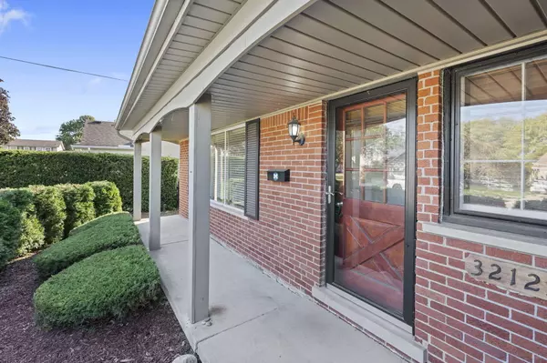 Fraser, MI 48026,32125 Crestwood Lane
