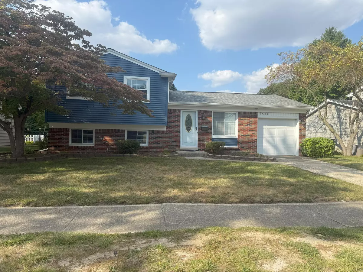 Westland, MI 48186,39214 Dillingham St Street