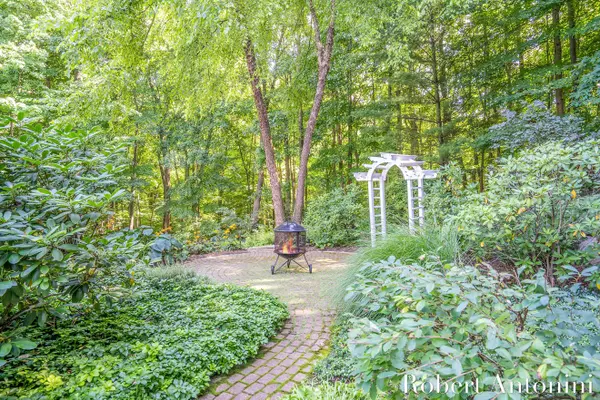 Grand Rapids, MI 49525,3860 Foxglove NE Court