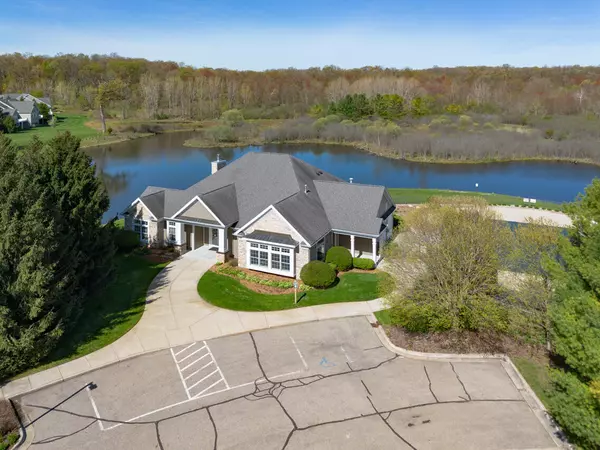 Portage, MI 49024,8660 Oakland Hills Circle