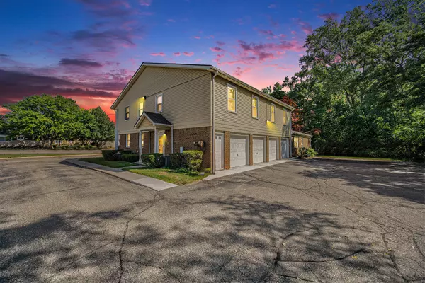 Westland, MI 48185,38247 Carolon Boulevard