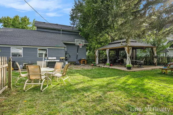 Plainwell, MI 49080,426 W Bridge Street