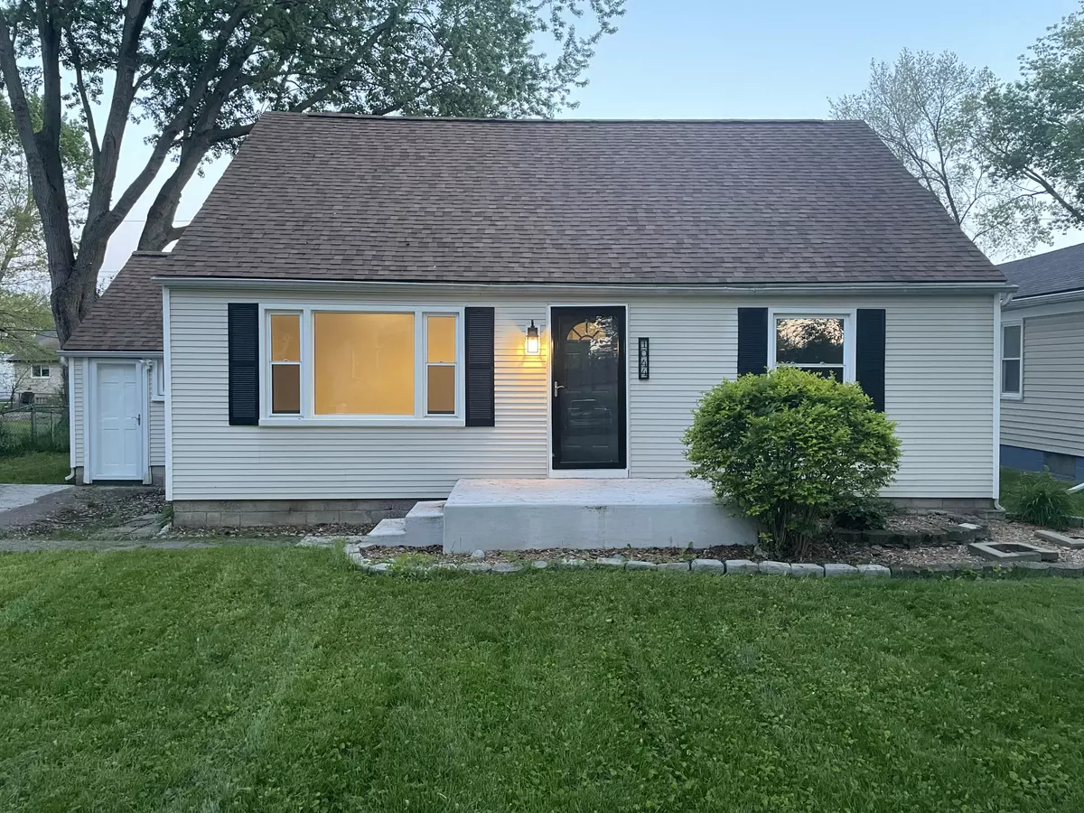 Troy, MI 48083,1044 Larchwood Avenue