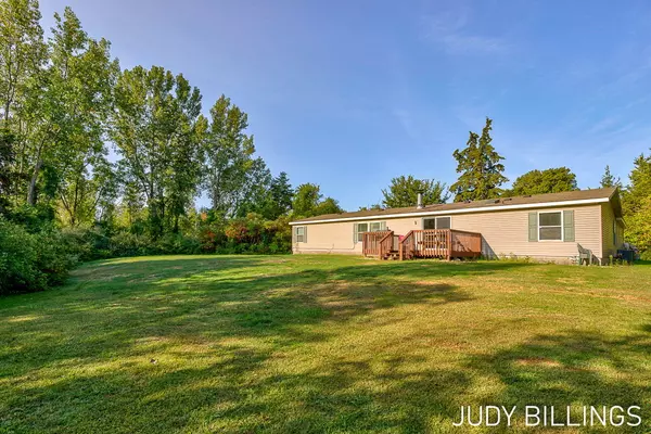 Fennville, MI 49408,2499 64th Street Street