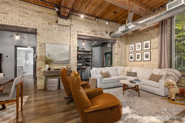 Grand Rapids, MI 49503,940 Monroe NW Avenue #101