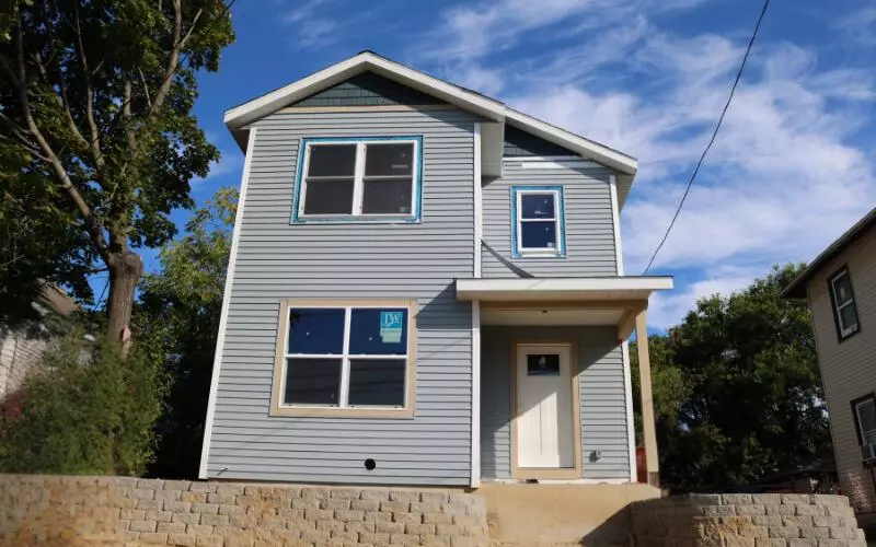 125 Hall SW Street, Grand Rapids, MI 49507