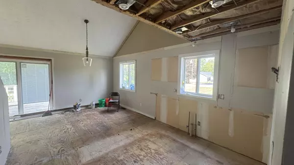 Stanwood, MI 49346,8277 Peninsula Drive
