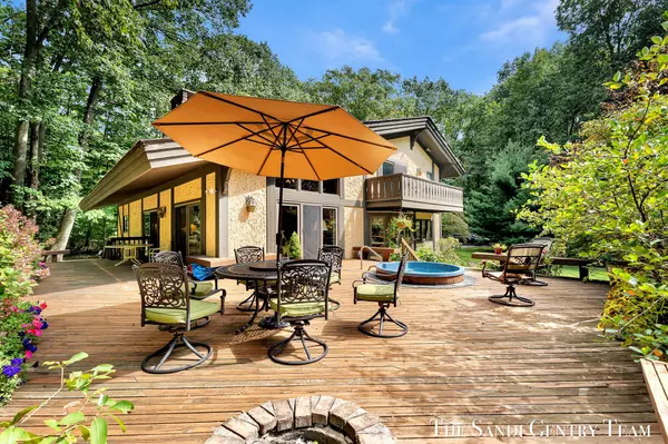 Grand Haven, MI 49417,12879 Lakeshore Drive