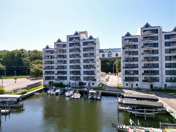 2964 Lakeshore Drive #E403, Muskegon, MI 49441