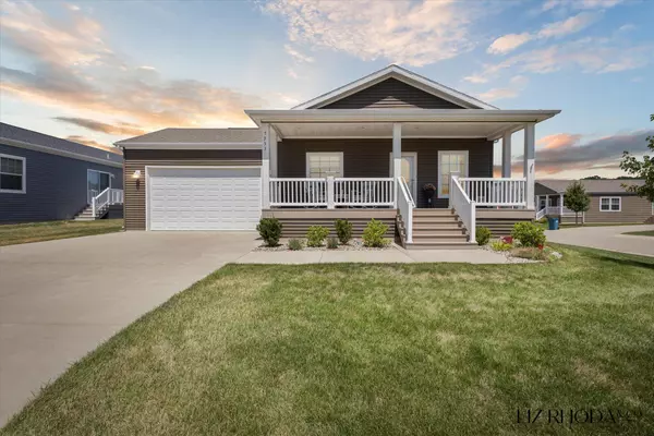 Rockford, MI 49341,5933 Trillium Hills NE Drive