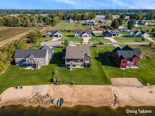 Hudsonville, MI 49426,5356 Eagle Cove Drive