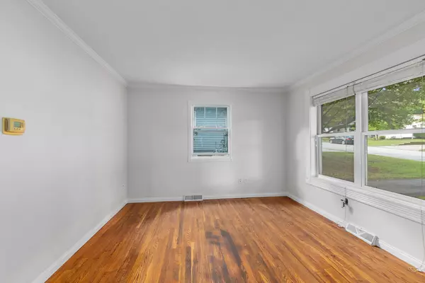 Grand Rapids, MI 49507,3886 Vineyard NE Avenue