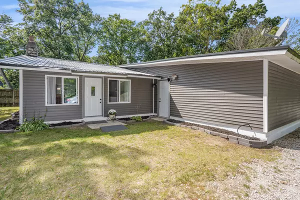 Constantine, MI 49042,66907 Winding River Road