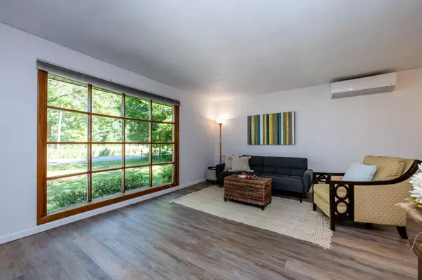 Coloma, MI 49038,6582 Ryno Road