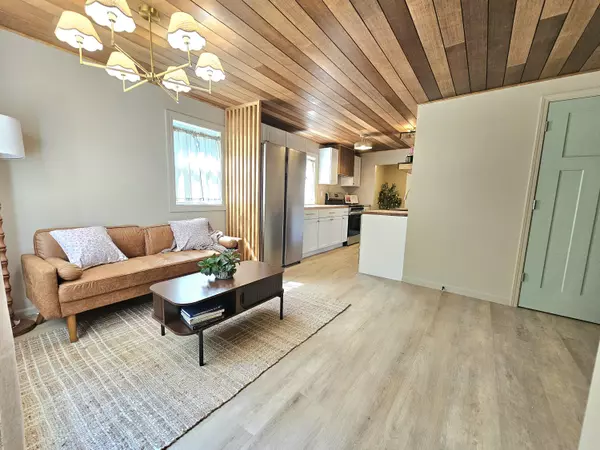 Kalamazoo, MI 49009,8815 N 14th Street