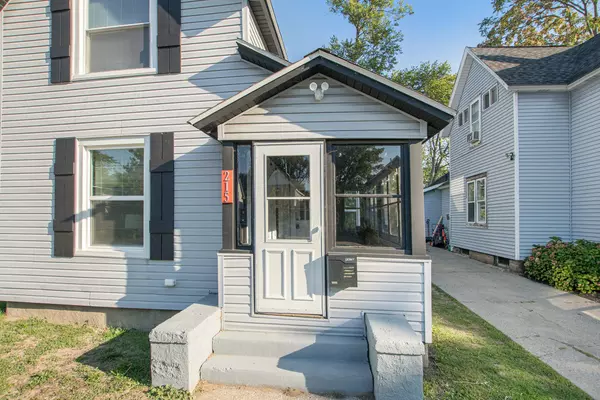 Holland, MI 49423,215 W 14th Street